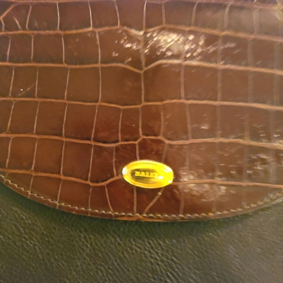 Bally Brown Crocodile Crossbody Bag with Gold Hardware - Picture 3 of 12